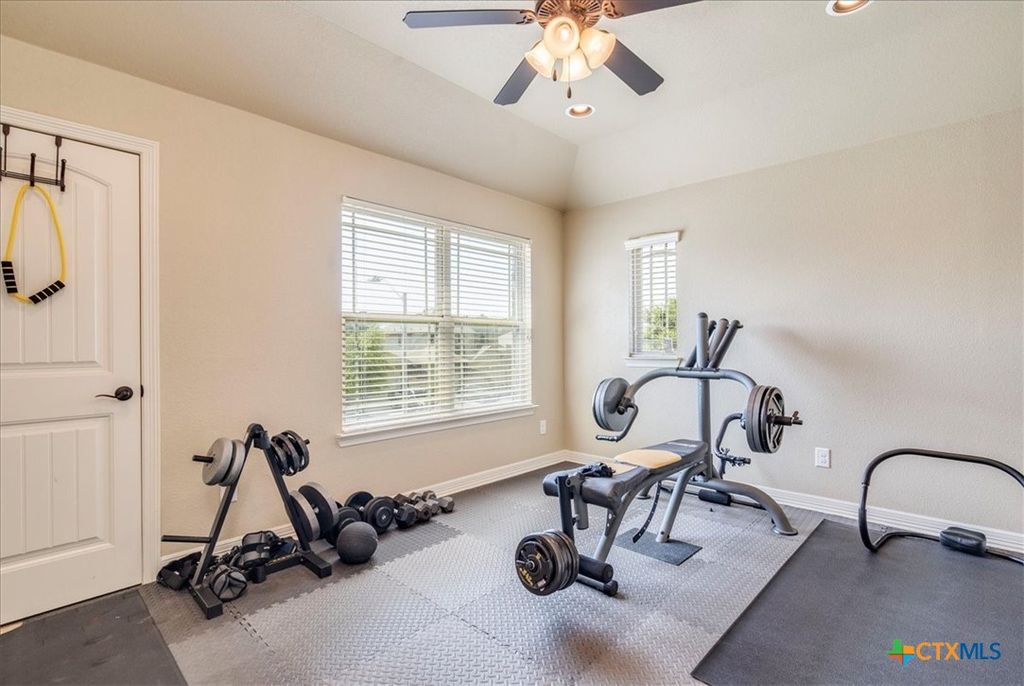 Image 26 of property listing at 913 Overcup Drive, San Marcos, TX 78666