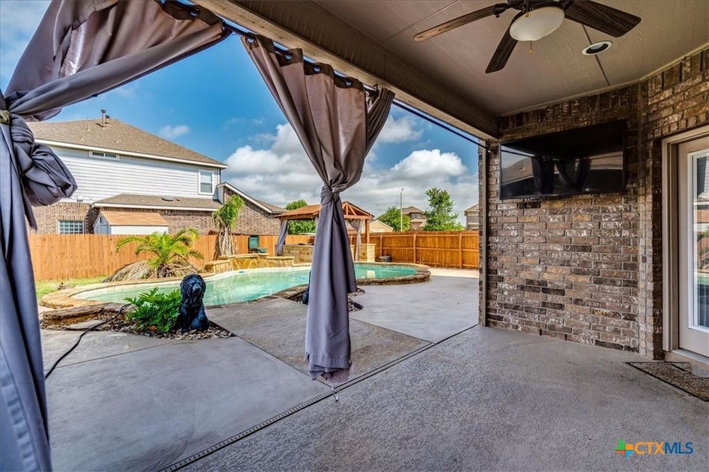 Image 29 of property listing at 913 Overcup Drive, San Marcos, TX 78666