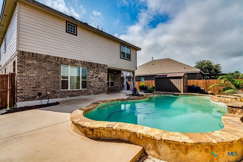 Image 31 of property listing at 913 Overcup Drive, San Marcos, TX 78666