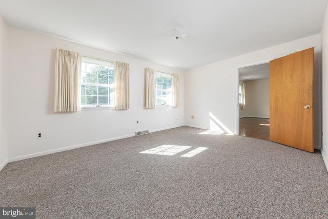 453 BEECH AVE, Woodbury Heights, NJ 08097