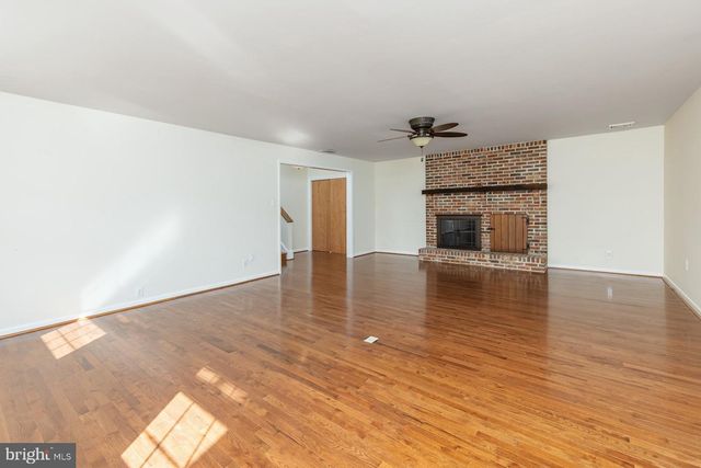 453 BEECH AVE, Woodbury Heights, NJ 08097