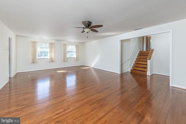 453 BEECH AVE, Woodbury Heights, NJ 08097