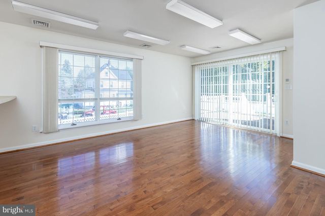 453 BEECH AVE, Woodbury Heights, NJ 08097