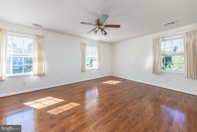 453 BEECH AVE, Woodbury Heights, NJ 08097