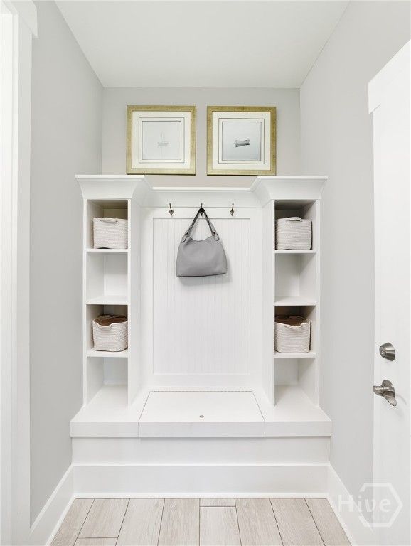 Image 10 of property listing at 252 Ember Way, Richmond Hill, GA 31324