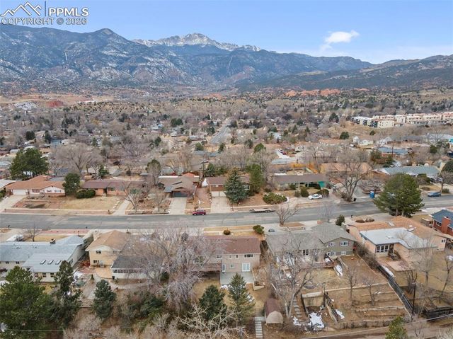 805 Crown Ridge Drive, Colorado Springs, CO 80904