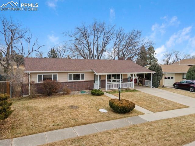 805 Crown Ridge Drive, Colorado Springs, CO 80904