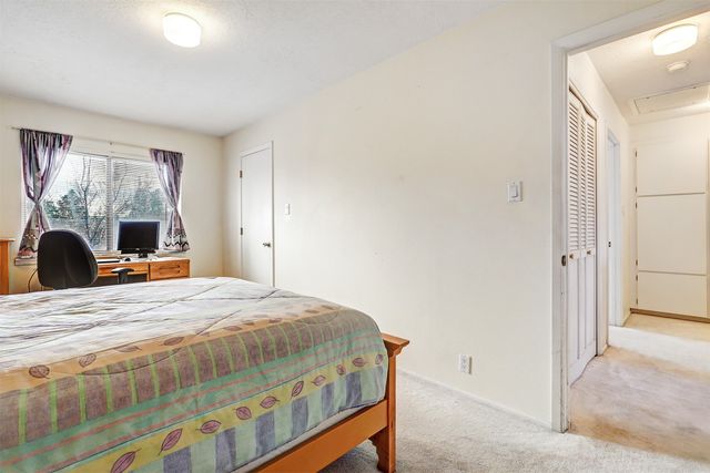 30 Timber Ridge, Los Alamos, NM 87544