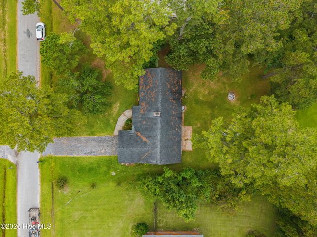 106 Lindsey Drive, Jacksonville, NC 28540