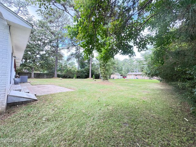 106 Lindsey Drive, Jacksonville, NC 28540