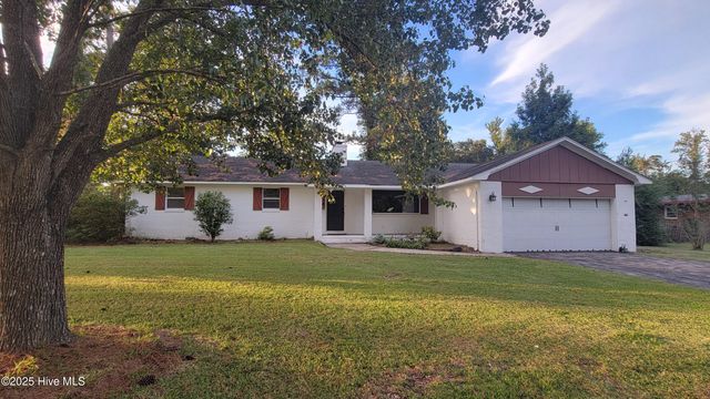 106 Lindsey Drive, Jacksonville, NC 28540