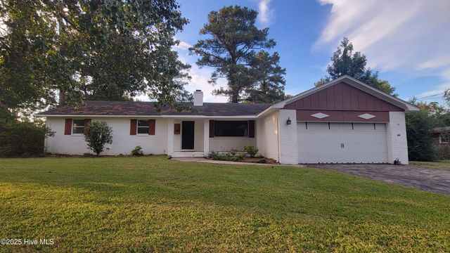 106 Lindsey Drive, Jacksonville, NC 28540