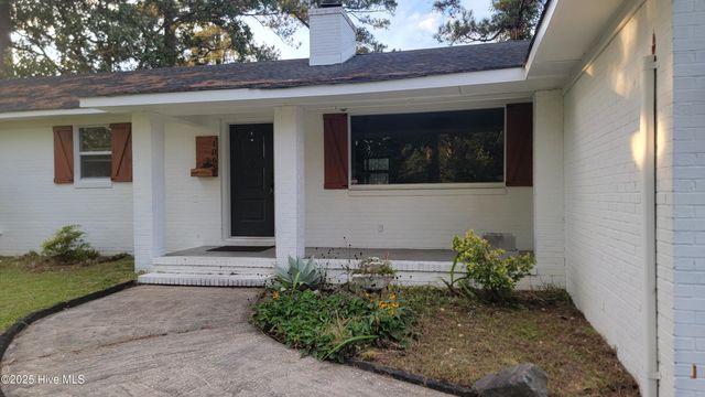 106 Lindsey Drive, Jacksonville, NC 28540