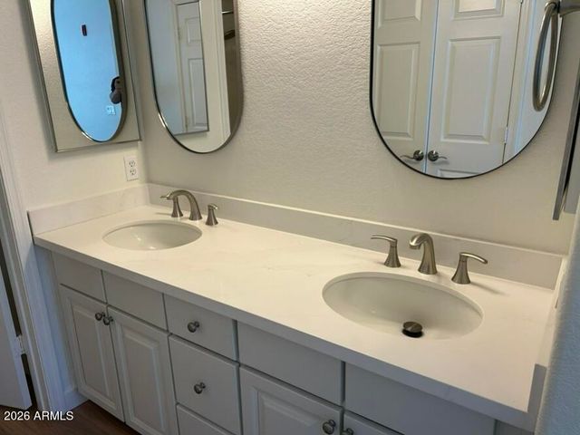 425 W RIO SALADO Parkway 112, Tempe, AZ 85281