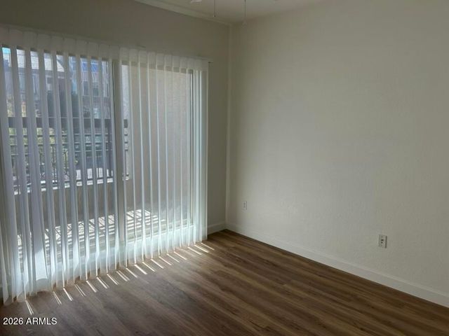 425 W RIO SALADO Parkway 112, Tempe, AZ 85281