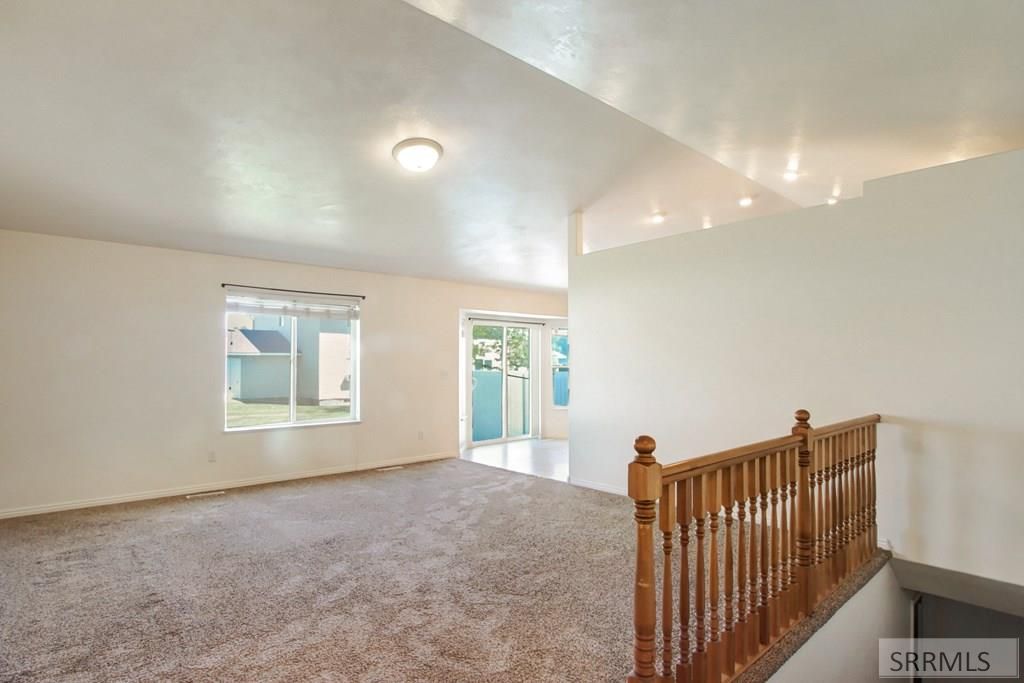 Image 2 of property listing at 1303 Jackson Drive, Ammon, ID 83406