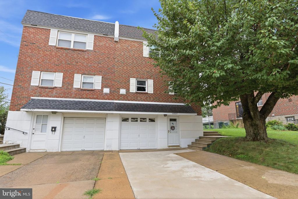 10925 LOCKART RD, PHILADELPHIA, PA 19116 — exterior
