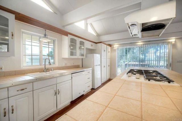 1120 Pepper Drive 141, El Cajon, CA 92021