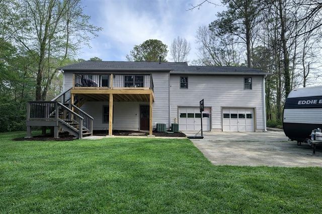 2448 Hillboro Circle SW, Marietta, GA 30064