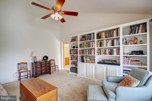 133 VILLAGE OAK DR, Salisbury, MD 21804