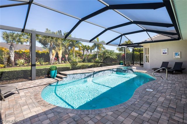 14627 Nicholas WAY, Naples, FL 34109