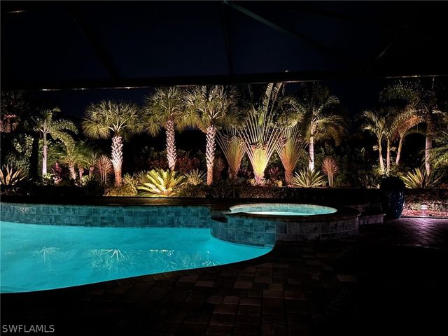 14627 Nicholas WAY, Naples, FL 34109