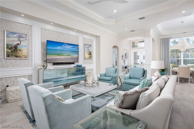 14627 Nicholas WAY, Naples, FL 34109