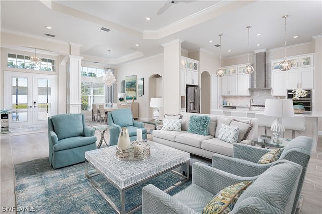 14627 Nicholas WAY, Naples, FL 34109