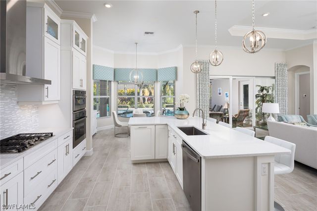 14627 Nicholas WAY, Naples, FL 34109