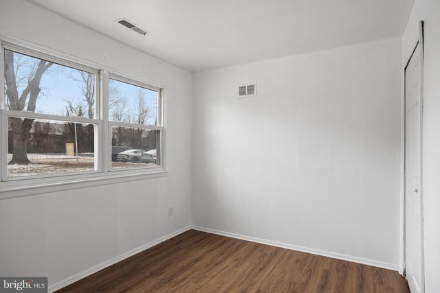 3-2 FLORENCE TOLLGATE PL, Florence, NJ 08518