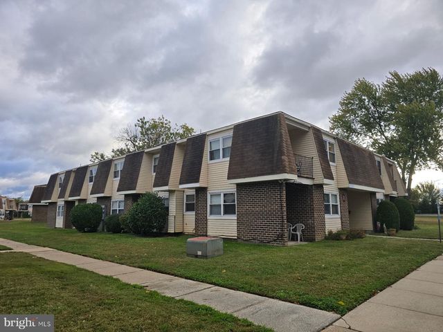 3-2 FLORENCE TOLLGATE PL, Florence, NJ 08518