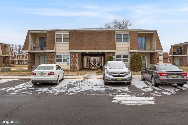 3-2 FLORENCE TOLLGATE PL, Florence, NJ 08518