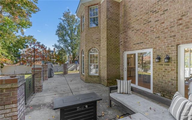 4 Renee CT, Hampton, VA 23664