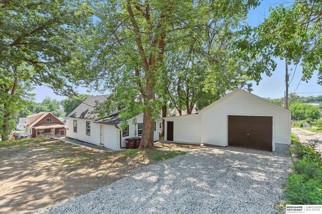 3410 U Street, Omaha, NE 68107