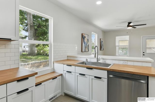 3410 U Street, Omaha, NE 68107