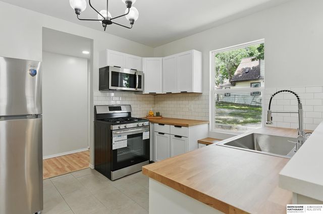 3410 U Street, Omaha, NE 68107