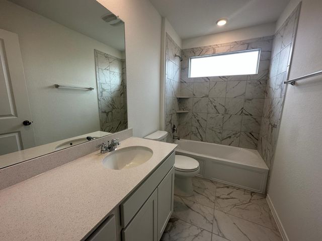 229 Sonterra DR, San Marcos, TX 78666