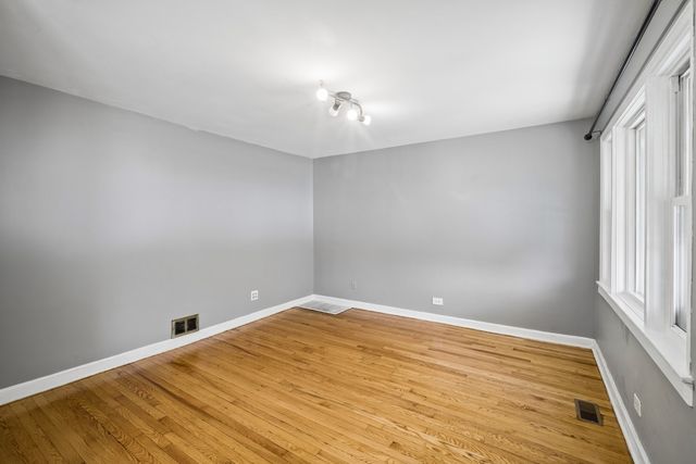 4702 River Road, Schiller Park, IL 60176