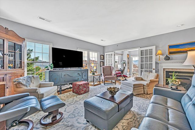 4438 Pheasant Ridge Rd Apt 203, Roanoke, VA 24014