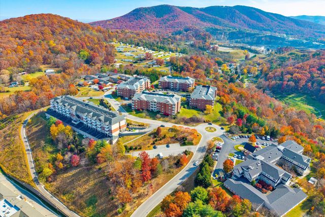 4438 Pheasant Ridge Rd Apt 203, Roanoke, VA 24014