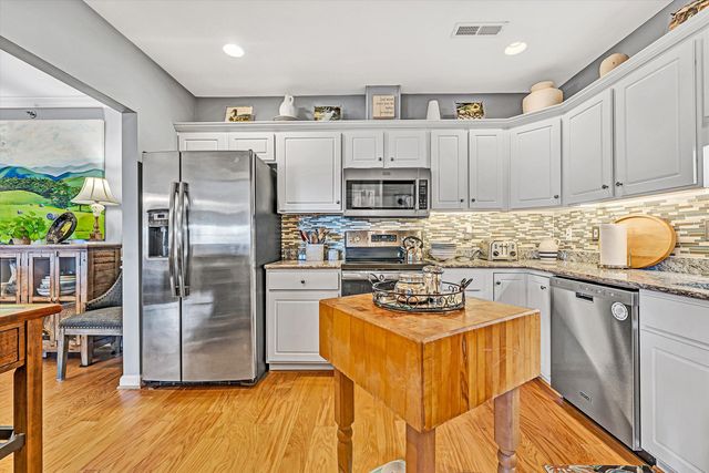 4438 Pheasant Ridge Rd Apt 203, Roanoke, VA 24014