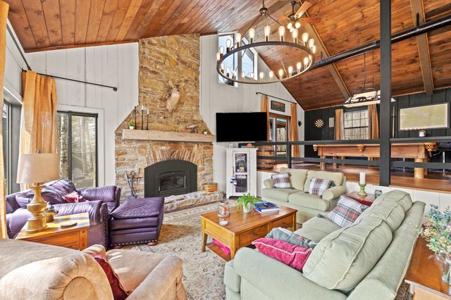 297 Oak Lane, Salt Lick, KY 40371