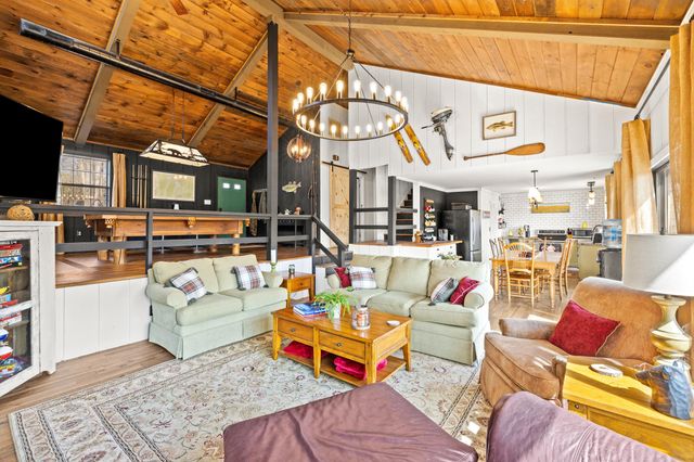 297 Oak Lane, Salt Lick, KY 40371