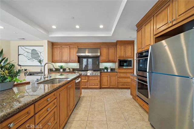 9042 Lemongrass Court, Fountain Valley, CA 92708