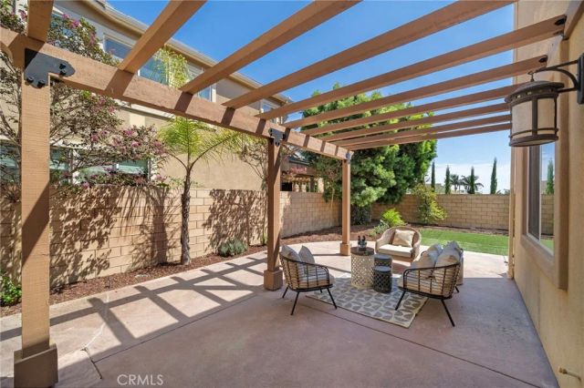 9042 Lemongrass Court, Fountain Valley, CA 92708
