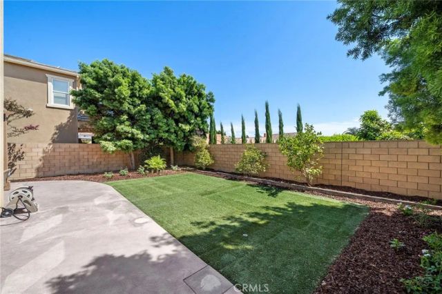 9042 Lemongrass Court, Fountain Valley, CA 92708