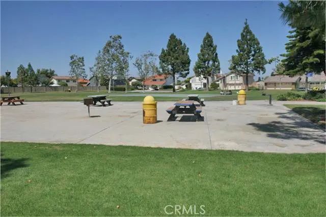 9042 Lemongrass Court, Fountain Valley, CA 92708