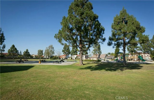 9042 Lemongrass Court, Fountain Valley, CA 92708
