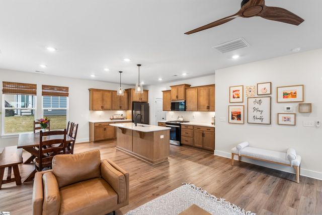 952 Diane Lane, Moore, SC 29369