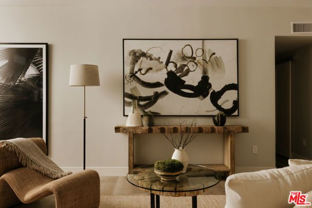 17352 W Sunset Boulevard 1, Pacific Palisades (los Angeles), CA 90272